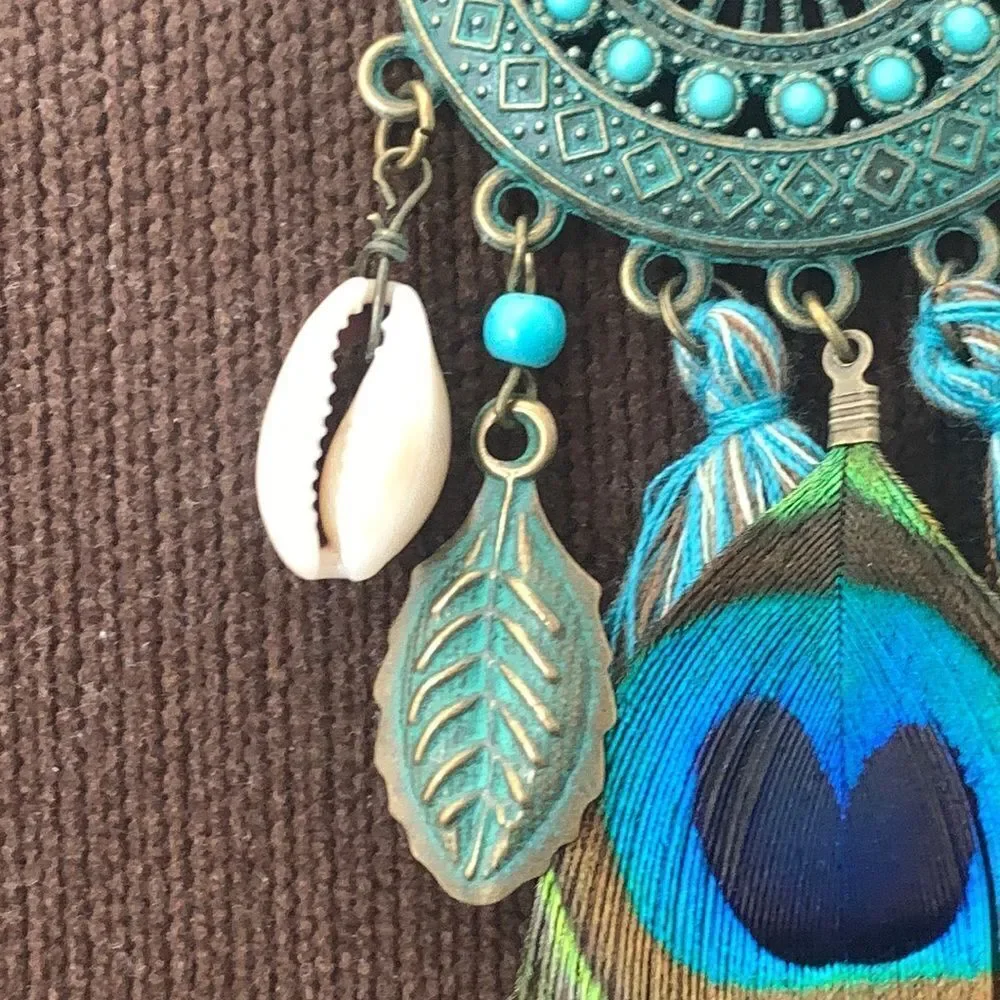 Peacock Feather & Cowrie Shell Necklace with Turquoise Color Beads